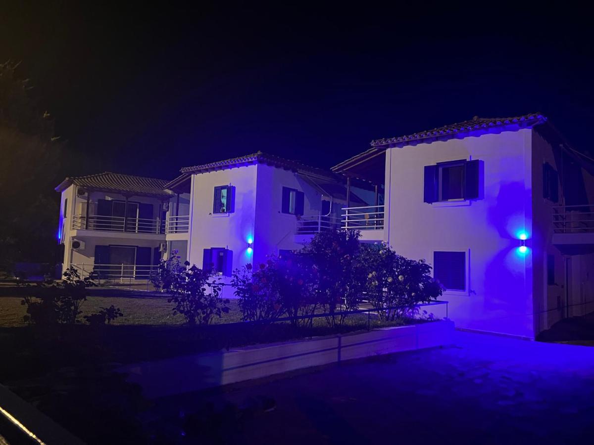 Alexandros Luxury Apartments Nydri Exteriör bild